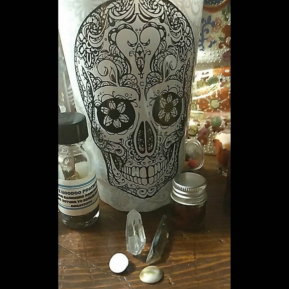 Skull protection candle crystals potion set lot - Picture 3 of 9